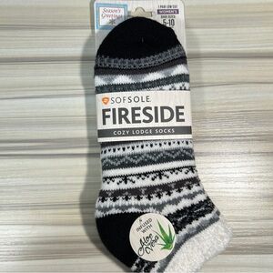 Sofsole Fireside Cozy Lodge Socks Women’s Size 5-10 infused with Aloe Vera